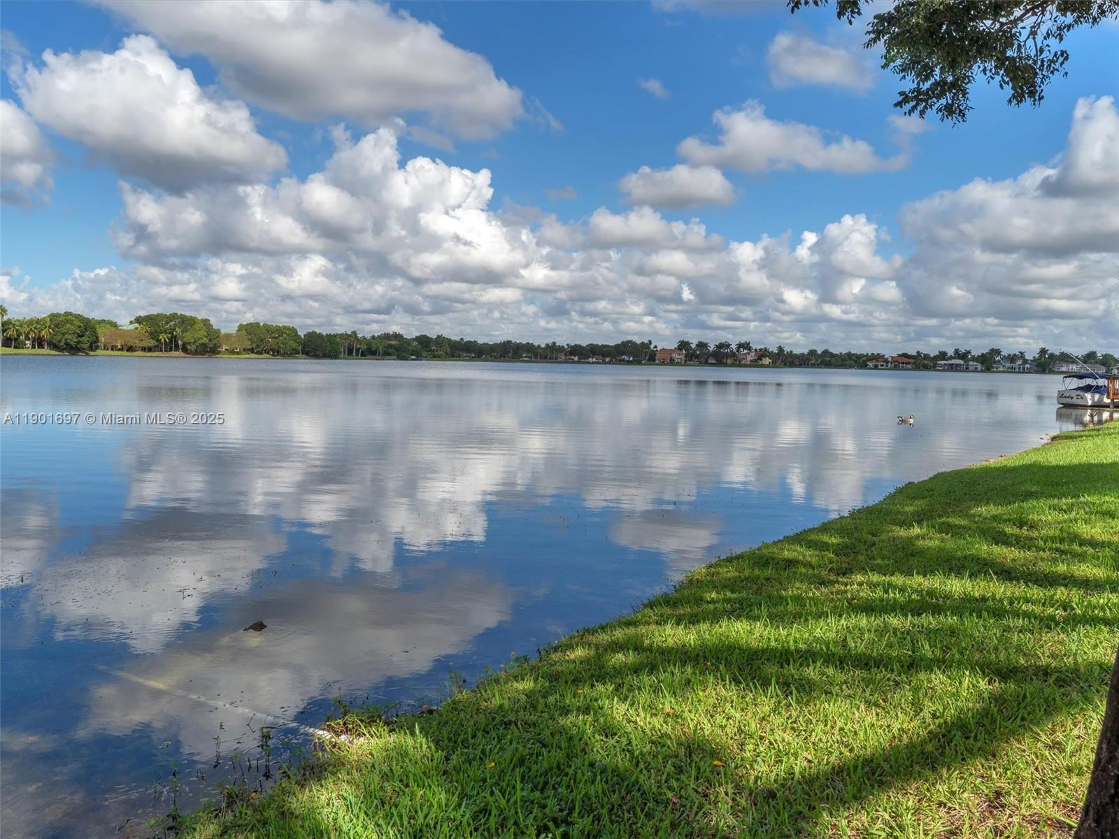 MARINERS COVE OF EAGLE LA - Residential