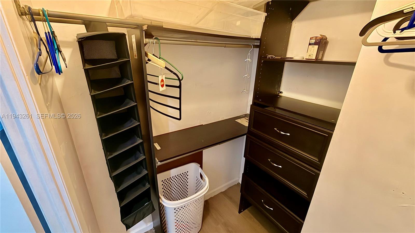 COMMODORE PLAZA CONDO - Residential