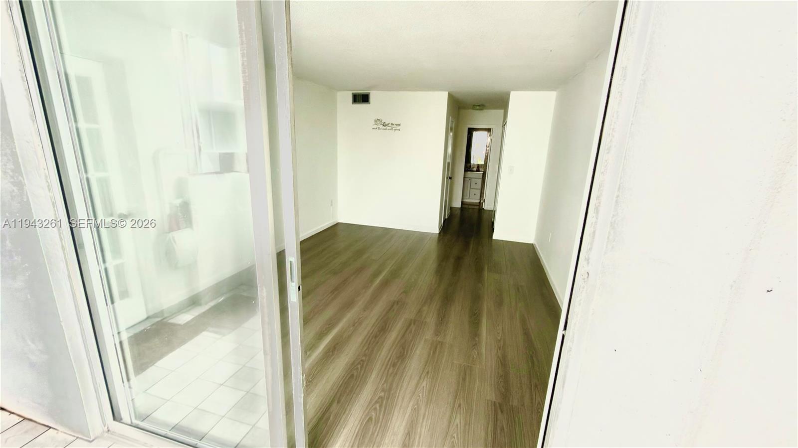 COMMODORE PLAZA CONDO - Residential