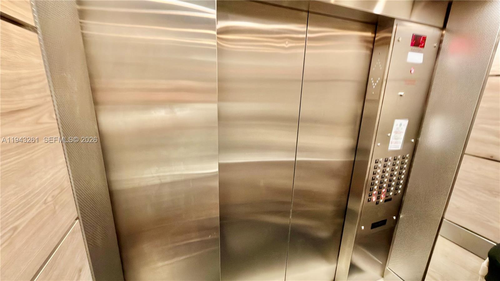 COMMODORE PLAZA CONDO - Residential