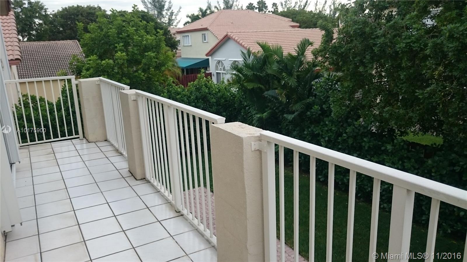 COSTA VERDE - Residential Lease