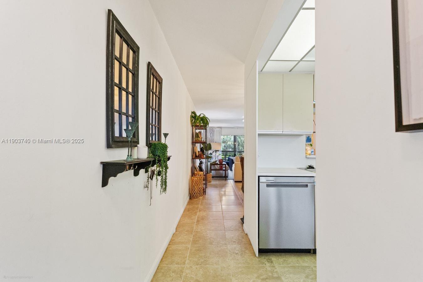 LUCAYA VILLAGE 1-B CONDO - Residential