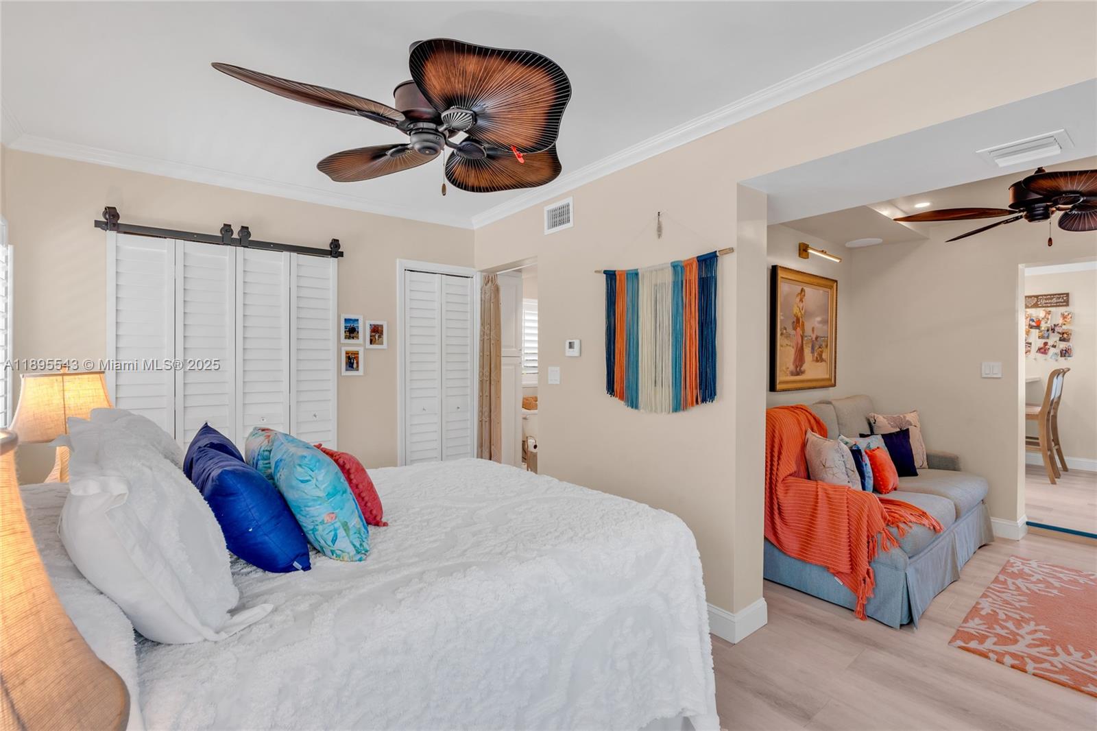 PIRATES COVE - Residential