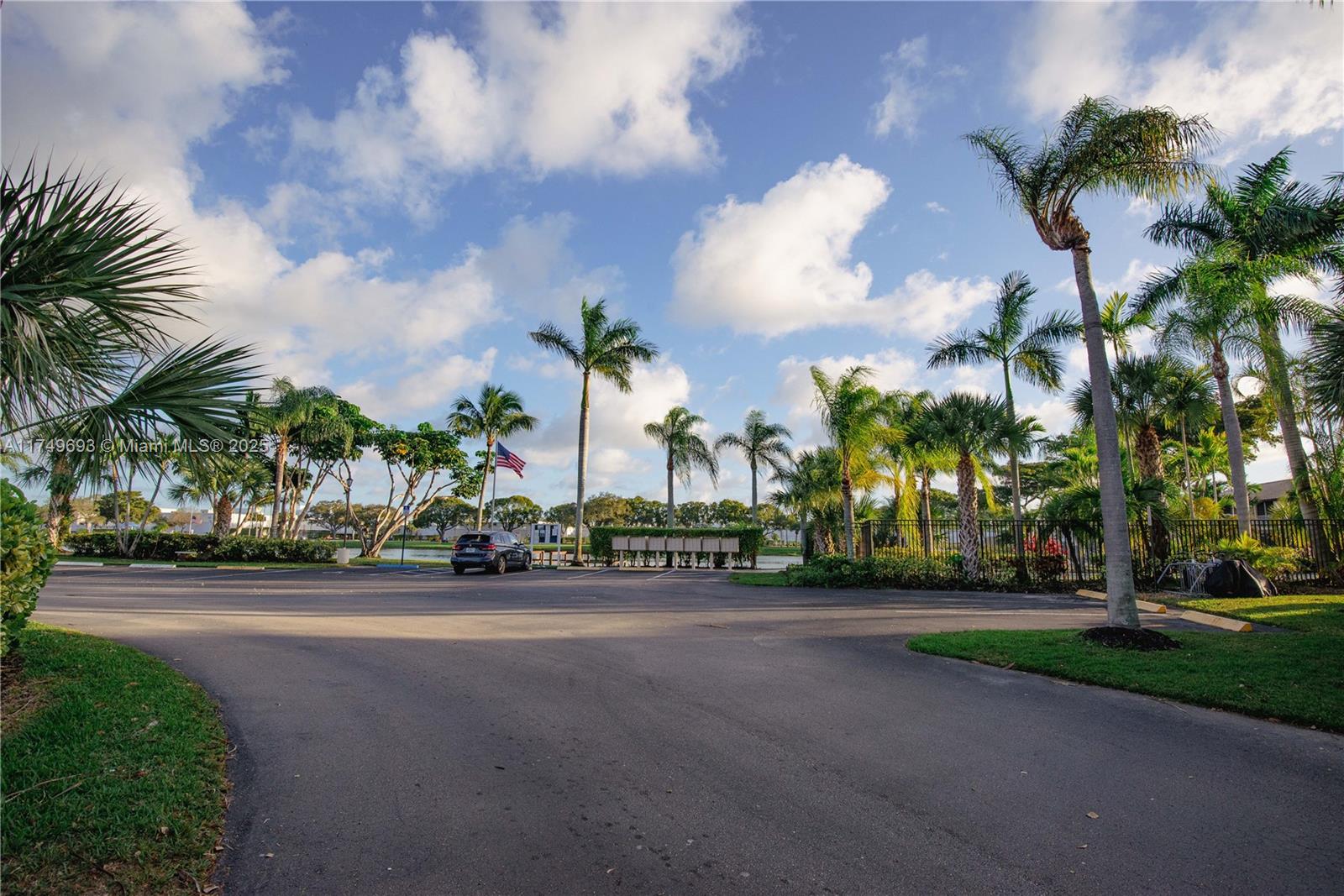 VIEWPOINTE CONDO - Residential