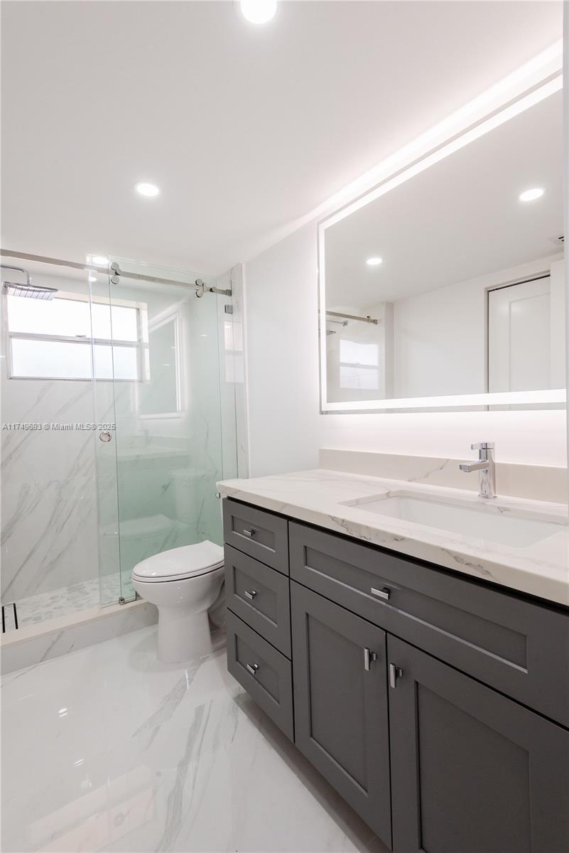 VIEWPOINTE CONDO - Residential