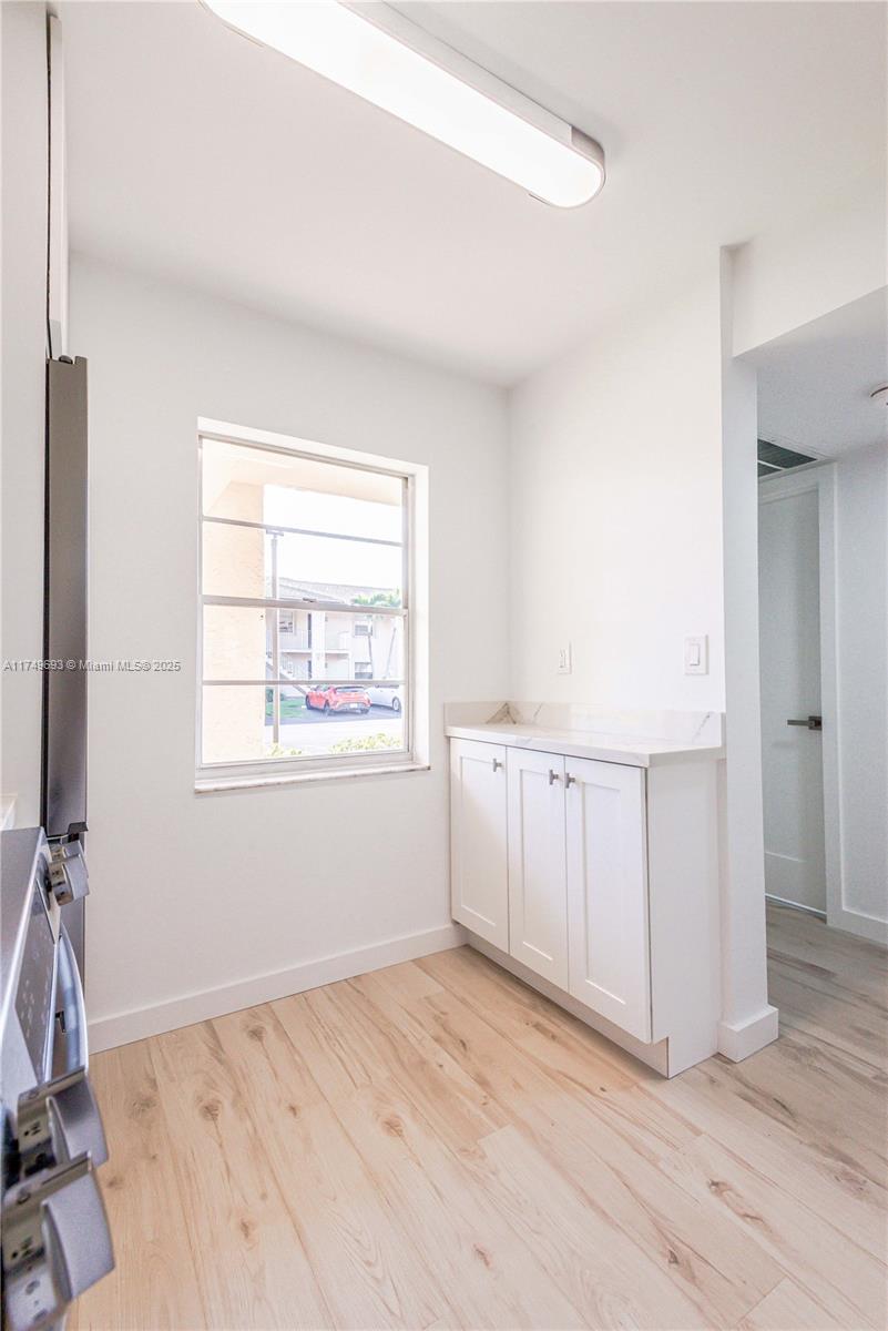 VIEWPOINTE CONDO - Residential