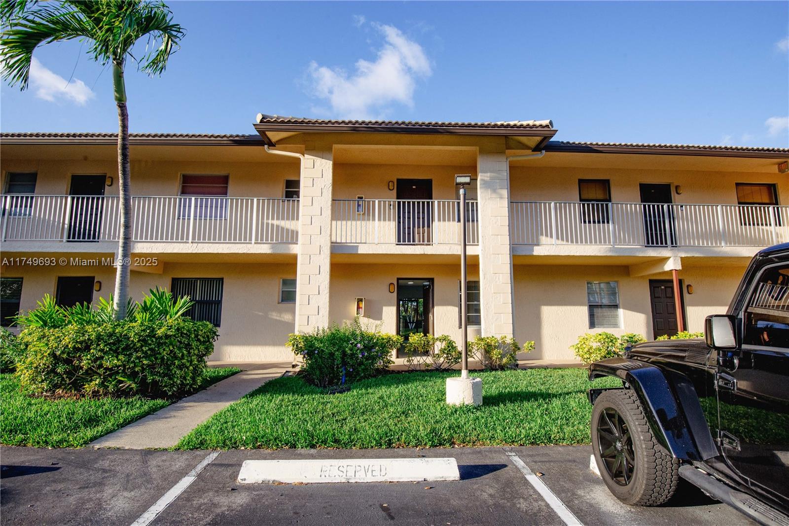 VIEWPOINTE CONDO - Residential