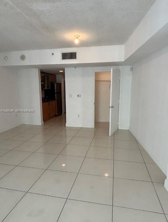 1750 N Bayshore Dr 2807