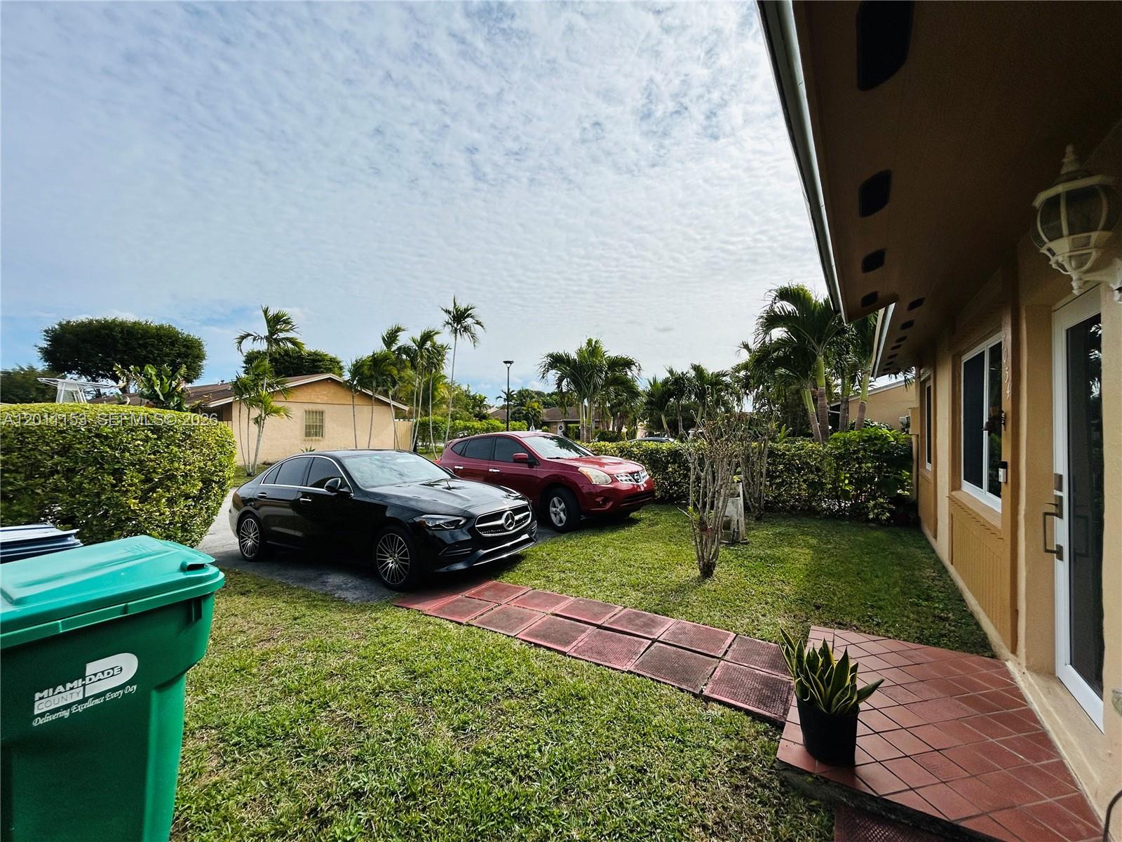 WESTWIND LAKES TOWNHOUSES - Residential