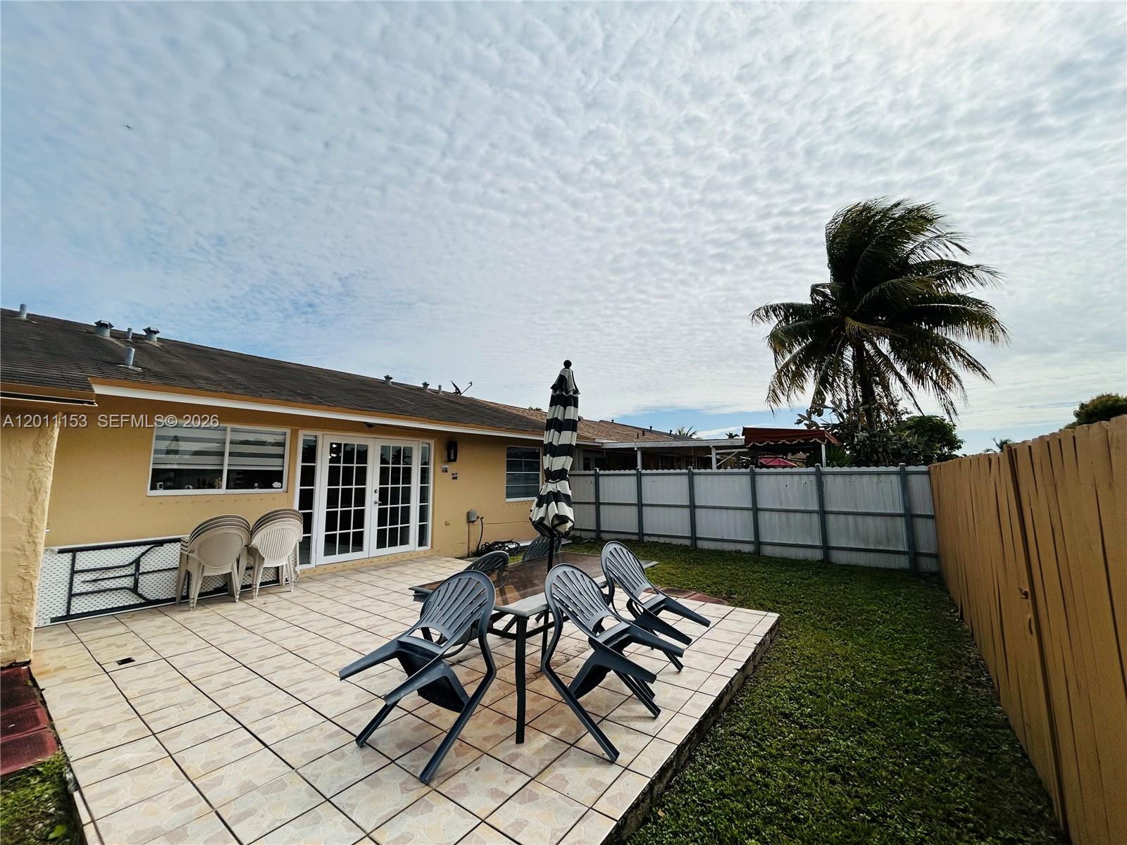 WESTWIND LAKES TOWNHOUSES - Residential