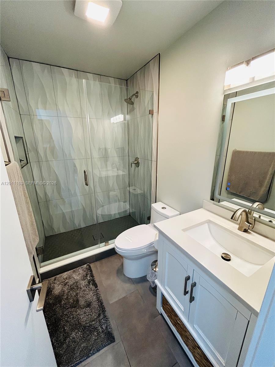 WESTWIND LAKES TOWNHOUSES - Residential