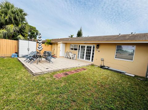 Tiny photo for 7054 SW 152nd Ct, Miami, FL 33193 (MLS # A12011153)