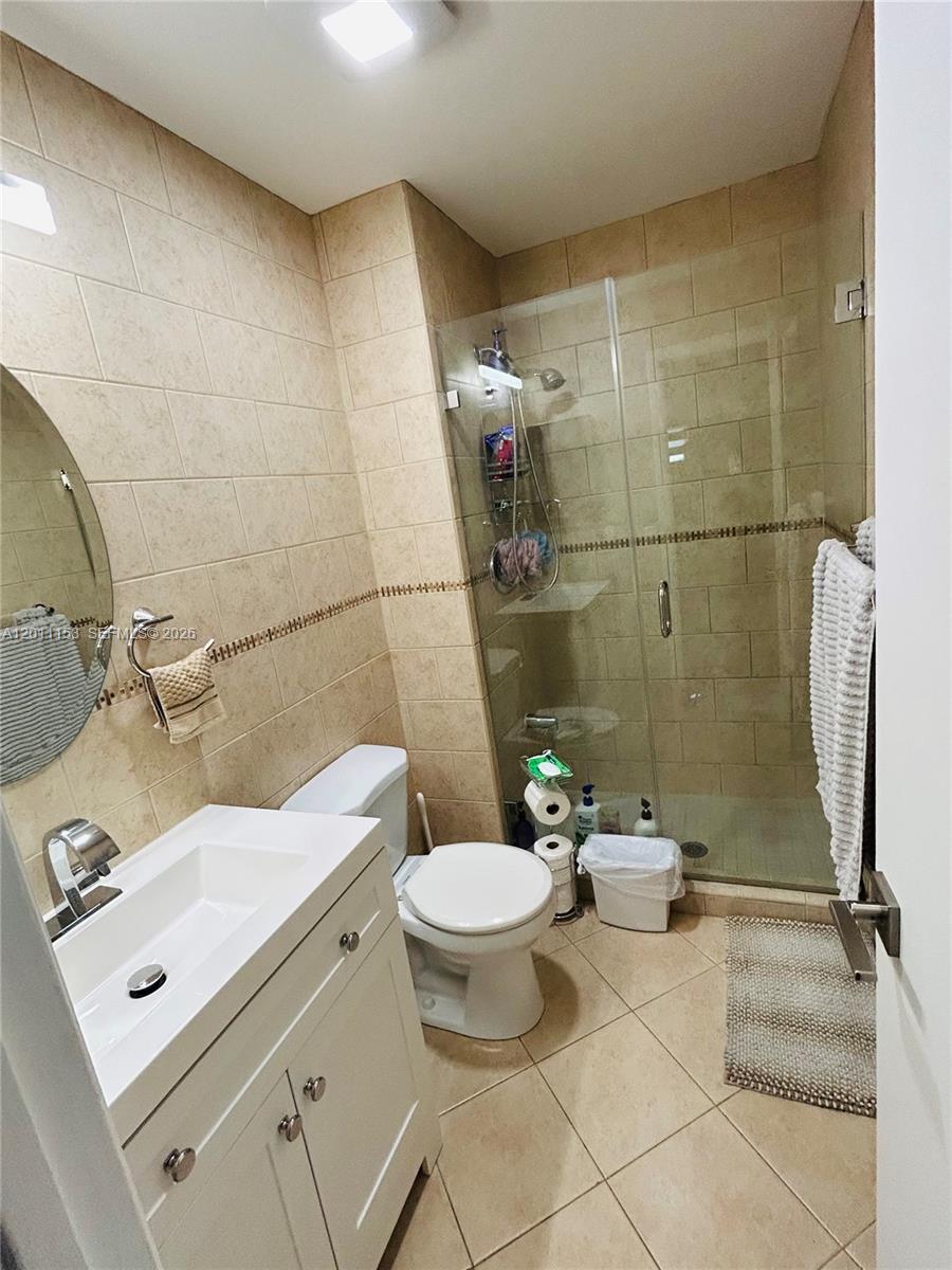 WESTWIND LAKES TOWNHOUSES - Residential