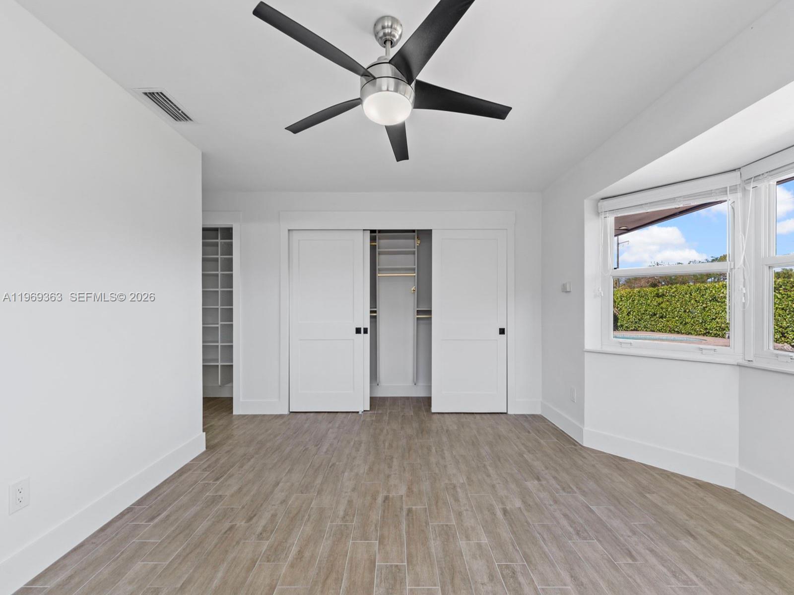 KENDALE COUNTRY CLUB ESTA - Residential