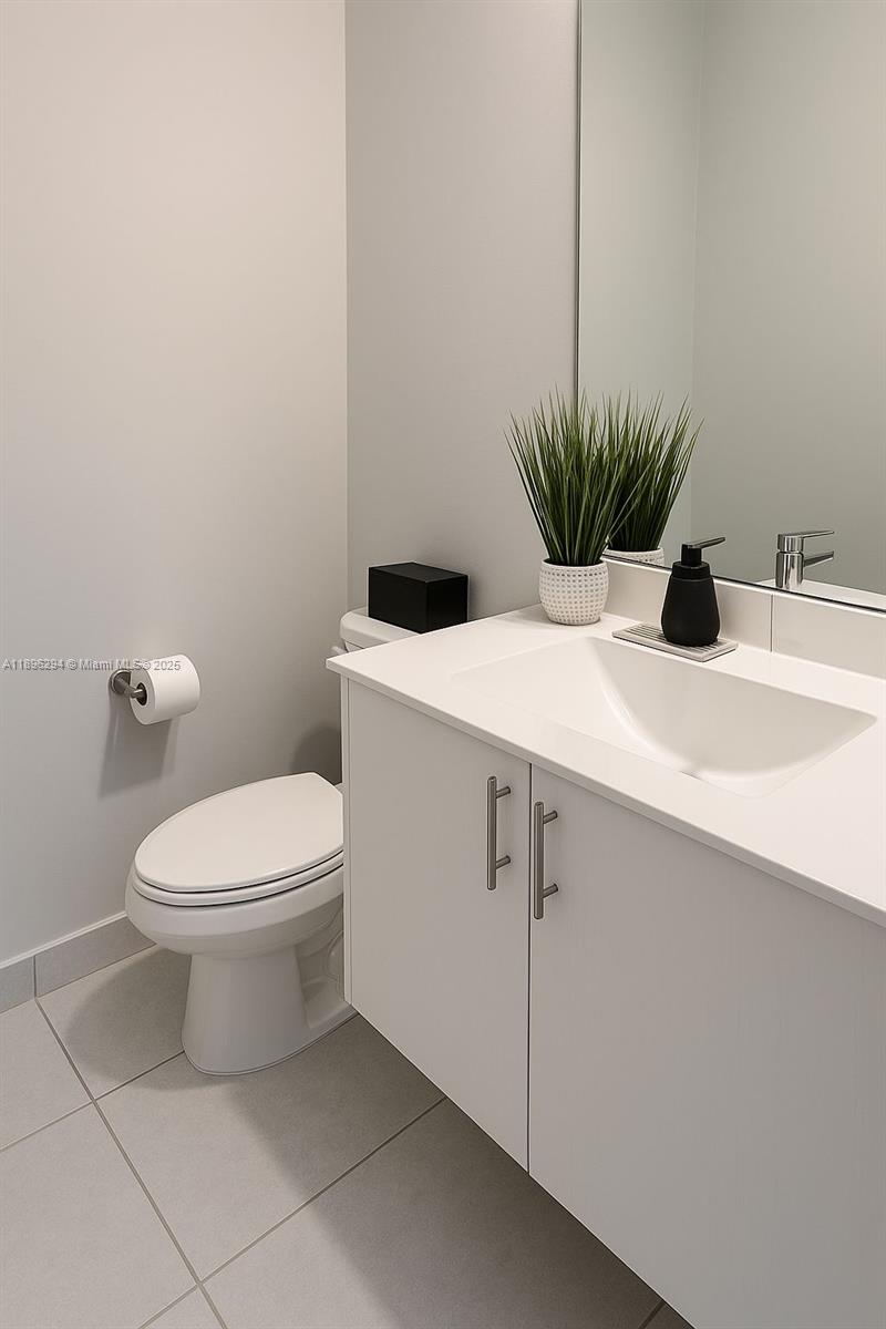 DOWNTOWN DORAL SOUTH PHAS - Residential