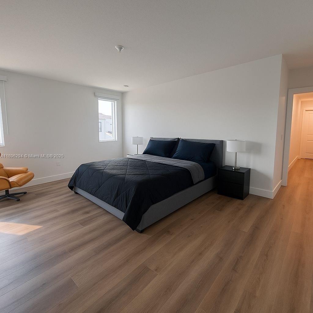 DOWNTOWN DORAL SOUTH PHAS - Residential