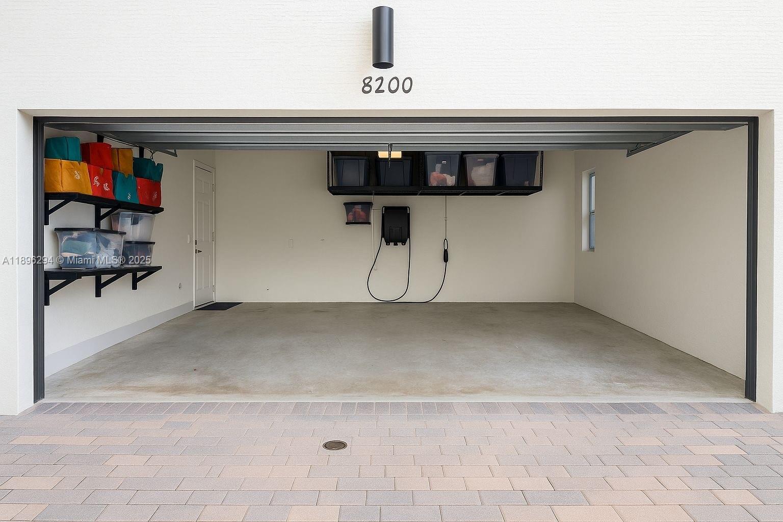 DOWNTOWN DORAL SOUTH PHAS - Residential