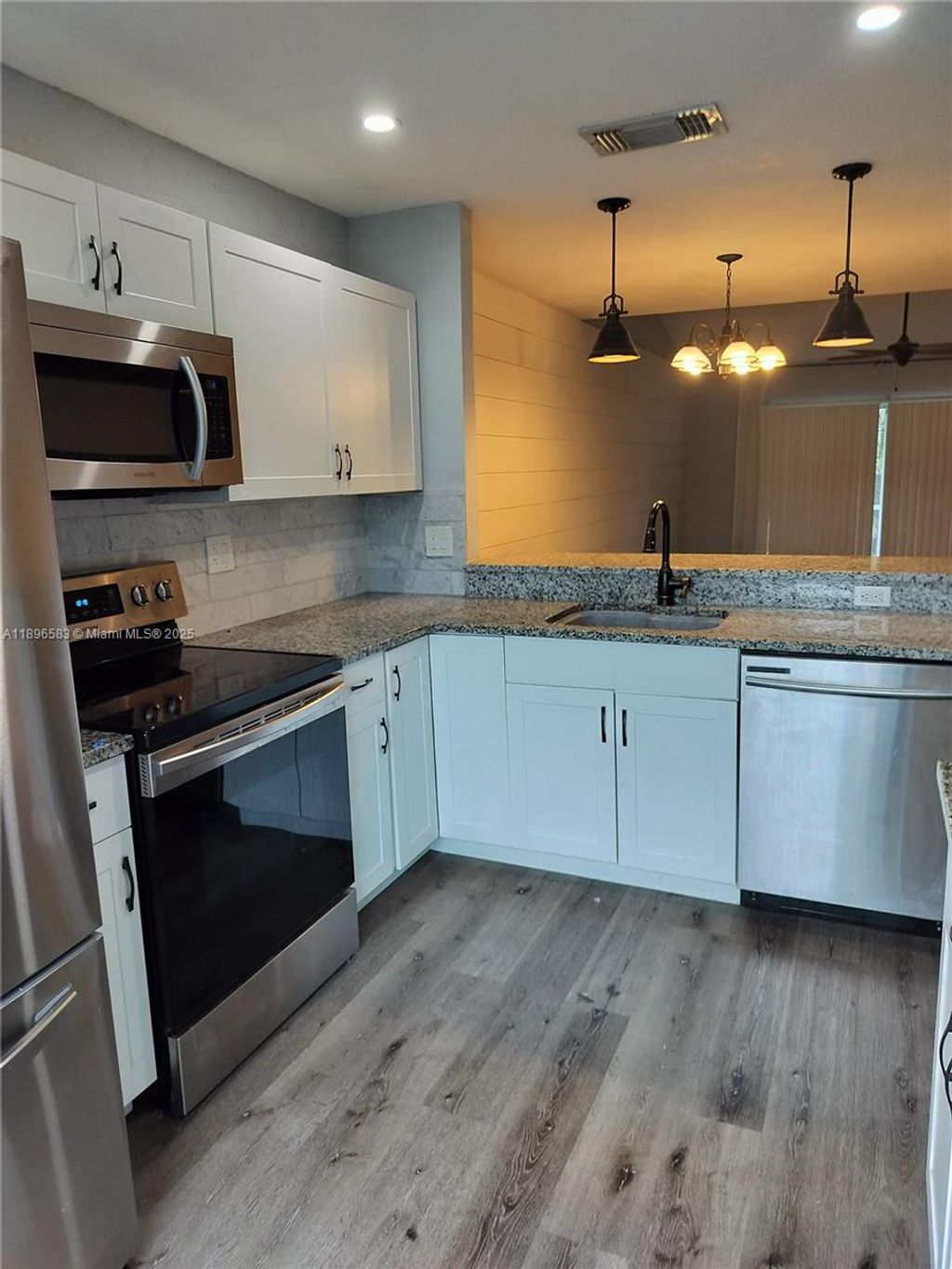 Photo of Jupiter, FL 33458 (MLS # A11896583)