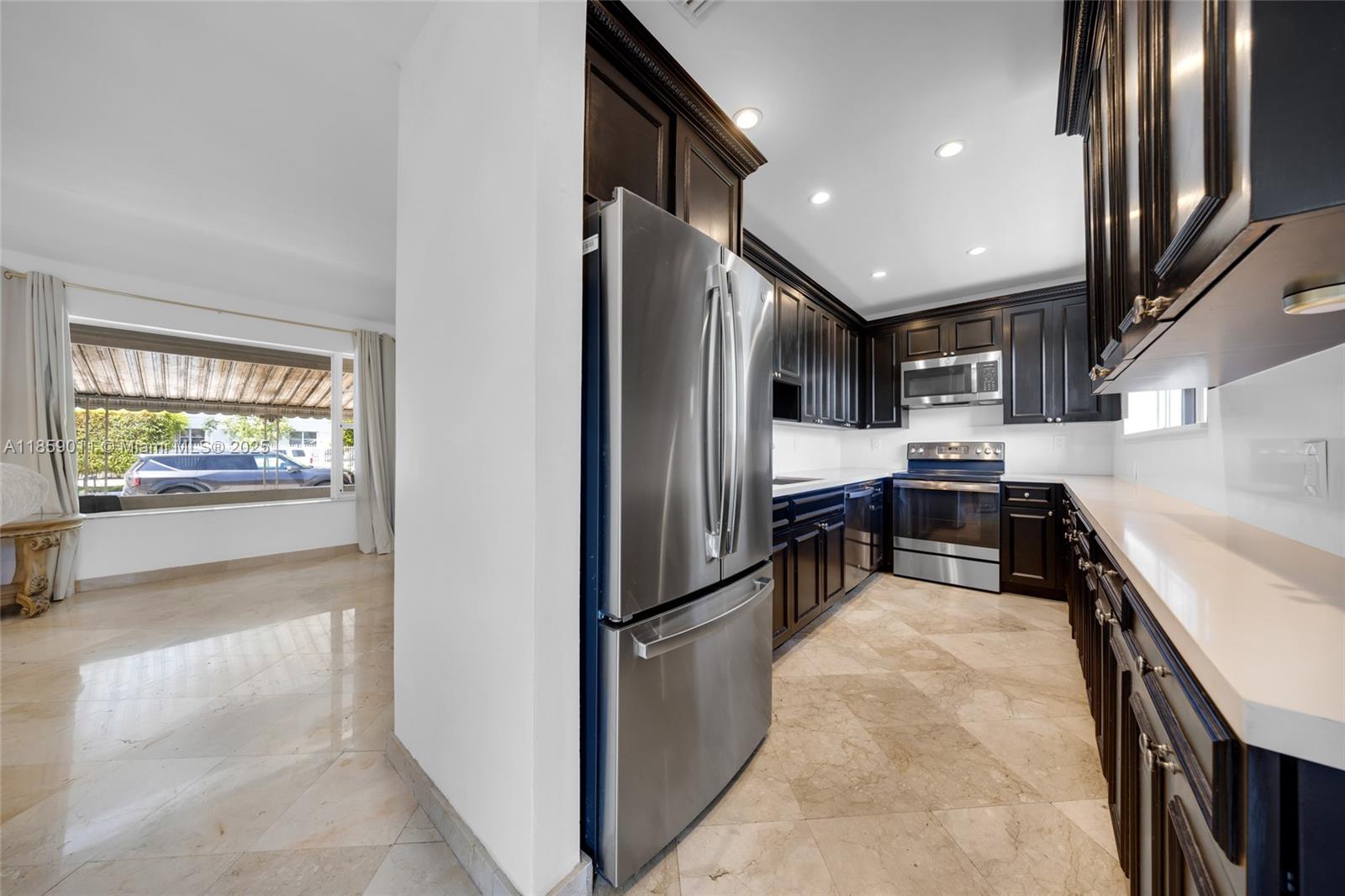 TREASURE ISLAND - Residential Lease