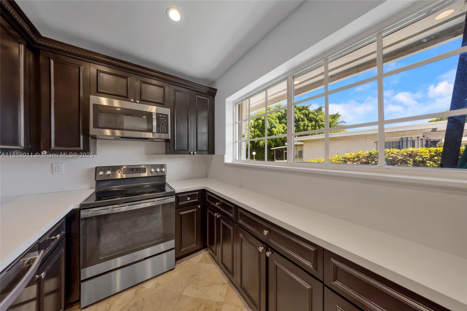 TREASURE ISLAND - Residential Lease