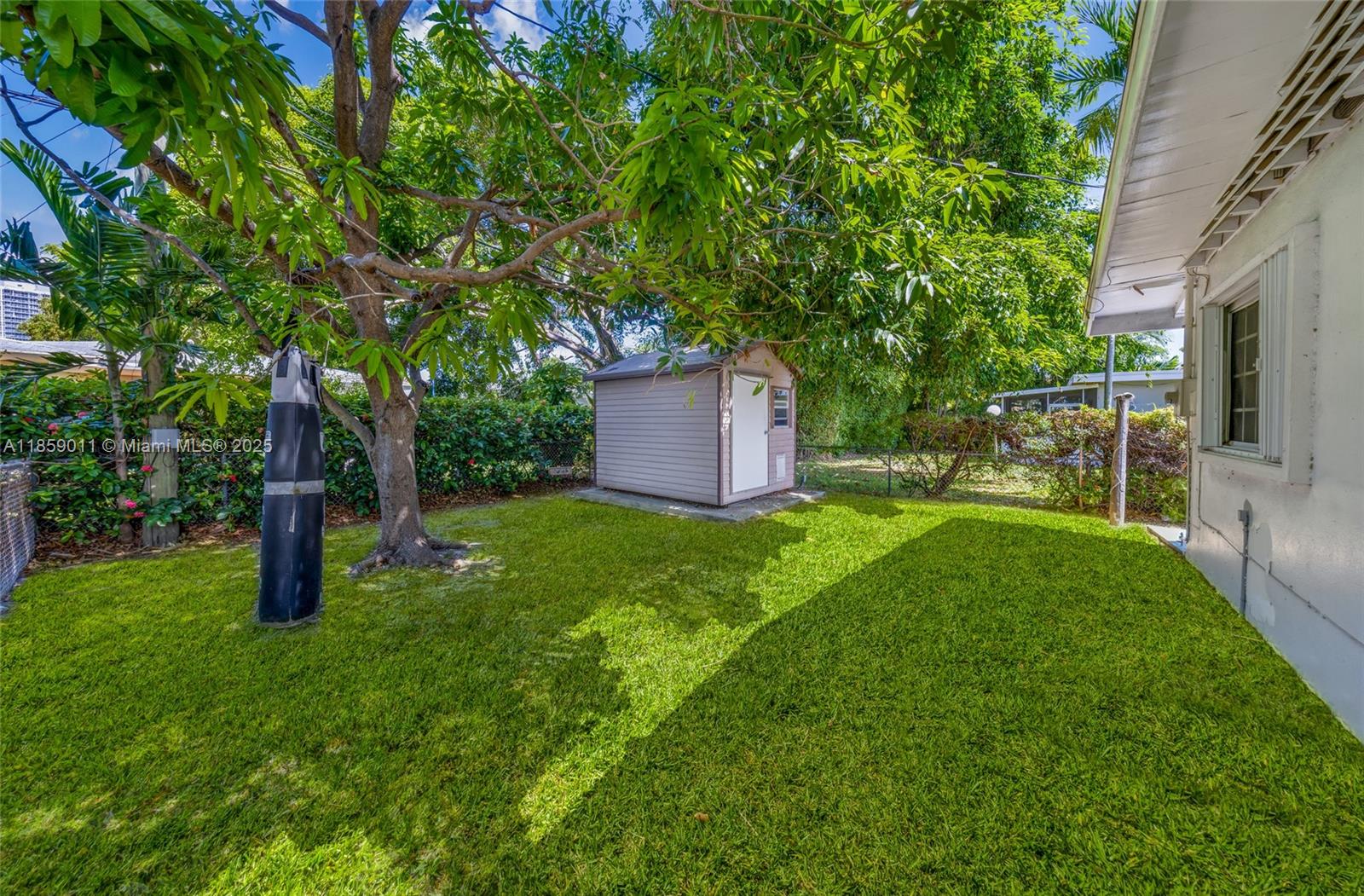 TREASURE ISLAND - Residential Lease