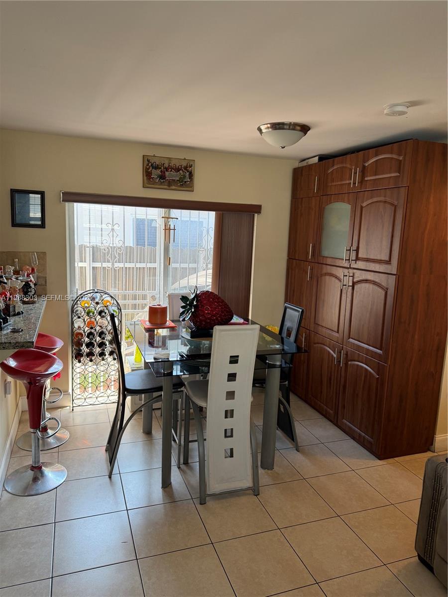 INGLESIDE PARK - Residential