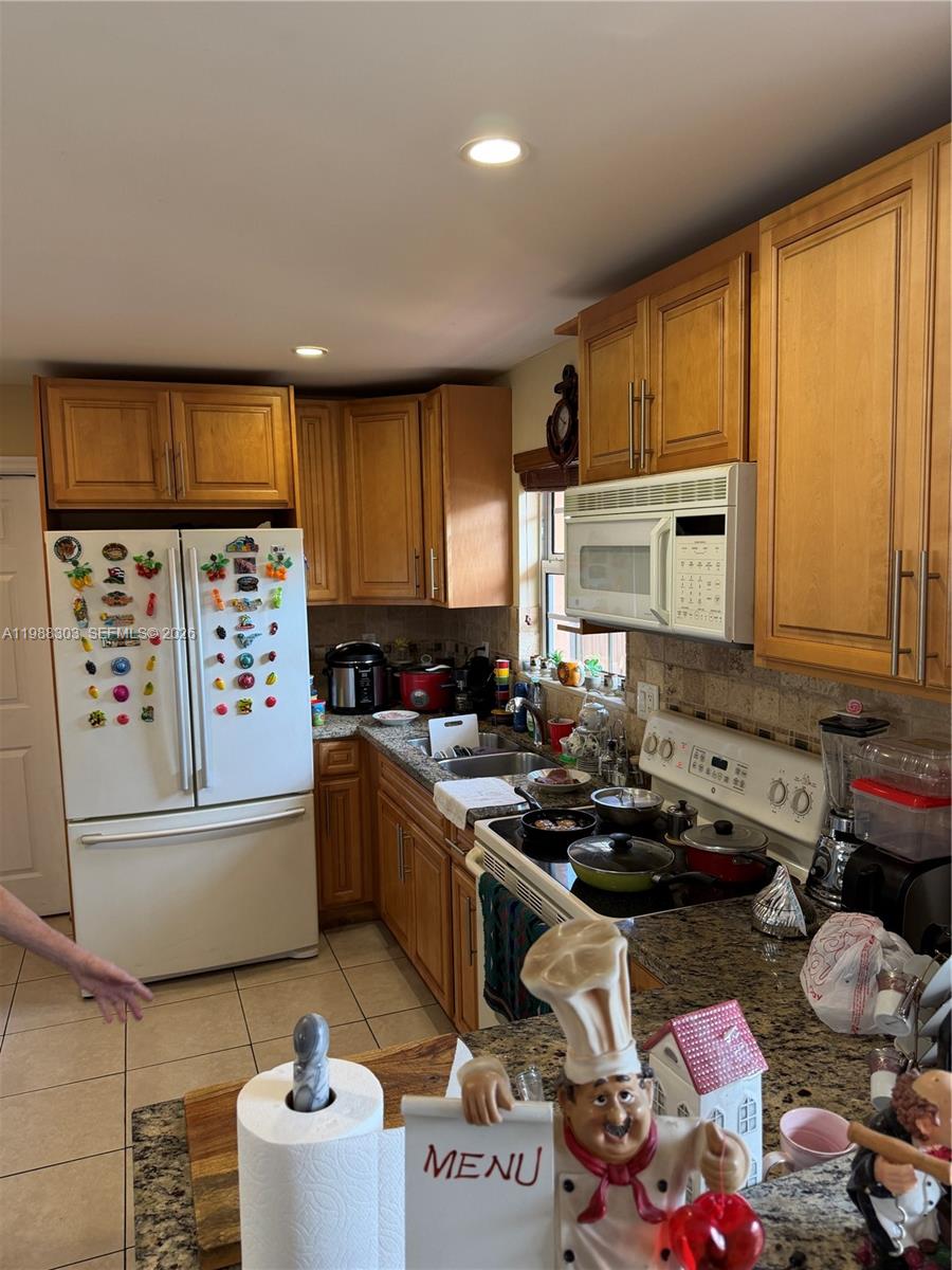 INGLESIDE PARK - Residential