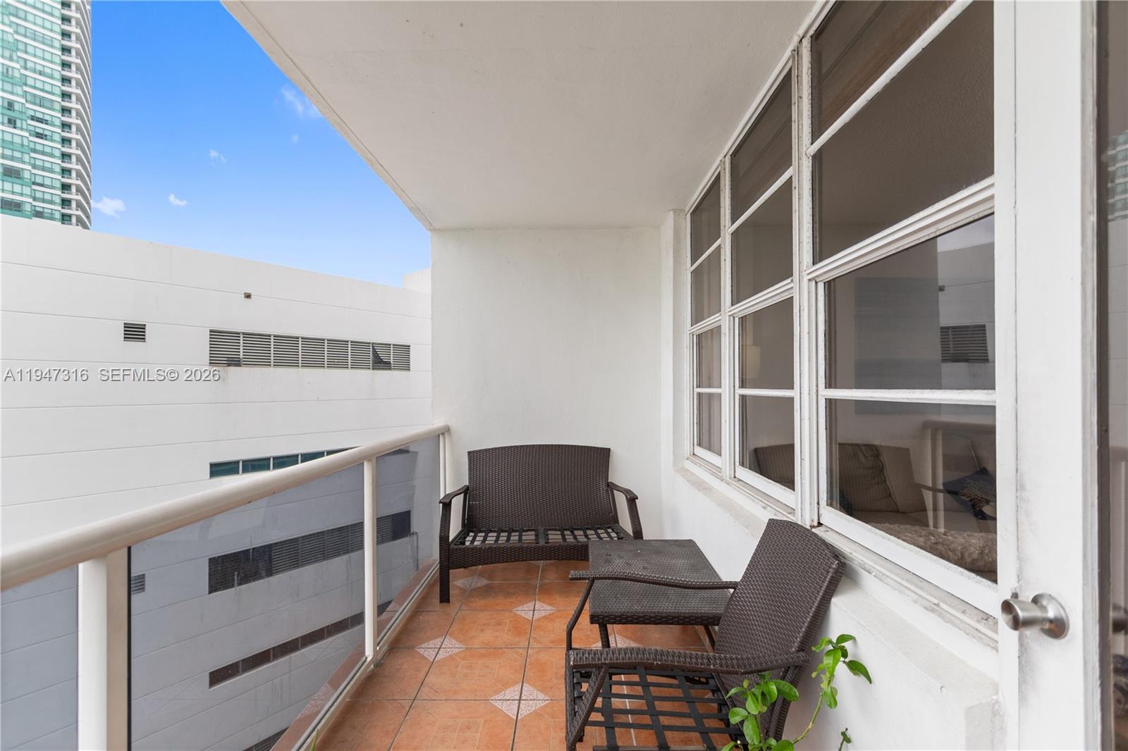 SEA AIR TOWERS CONDO - Residential