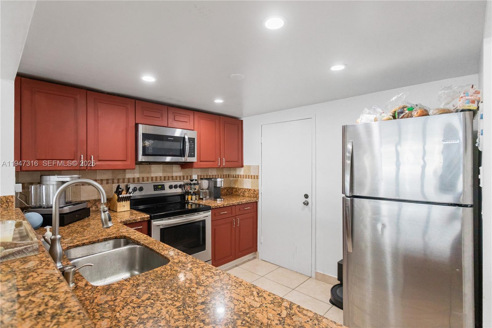 SEA AIR TOWERS CONDO - Residential