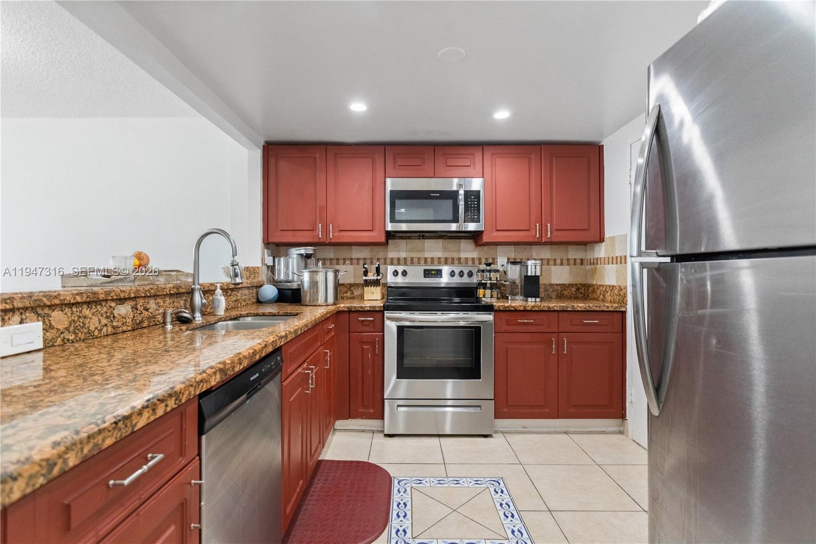 SEA AIR TOWERS CONDO - Residential