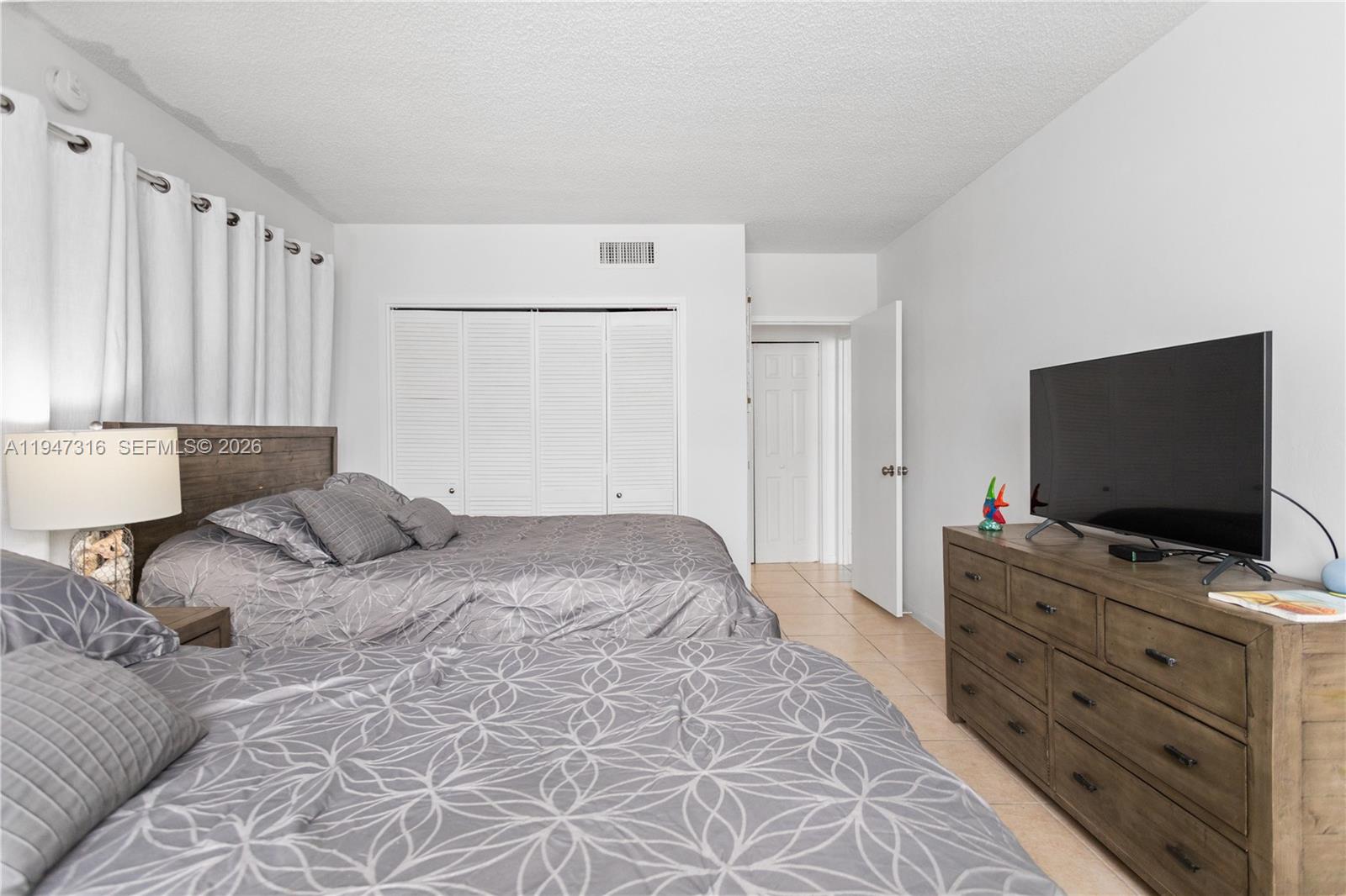 SEA AIR TOWERS CONDO - Residential