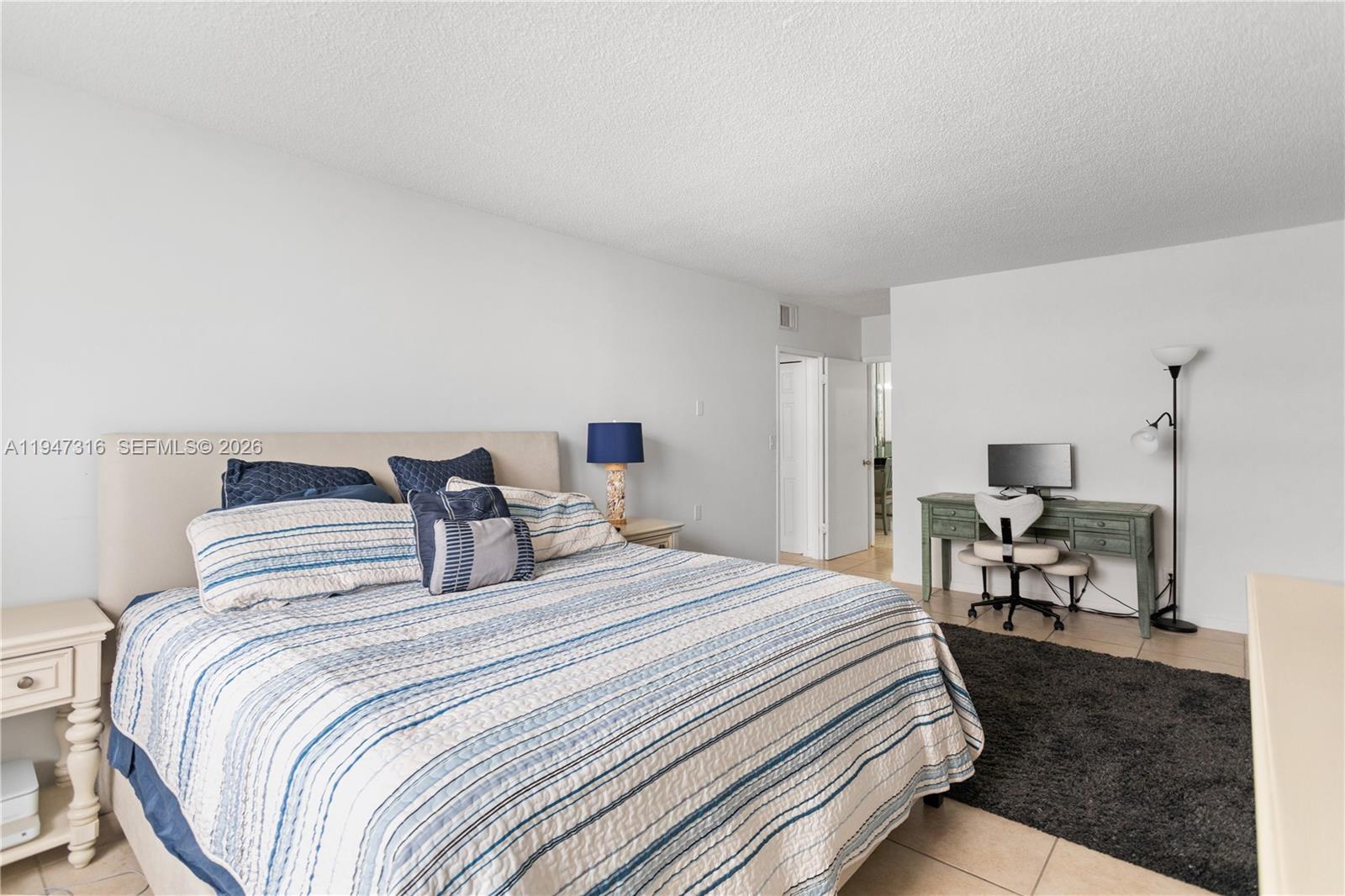 SEA AIR TOWERS CONDO - Residential