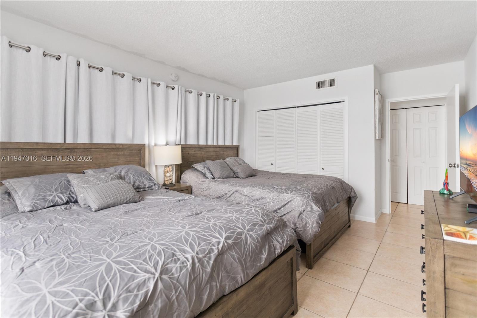 SEA AIR TOWERS CONDO - Residential