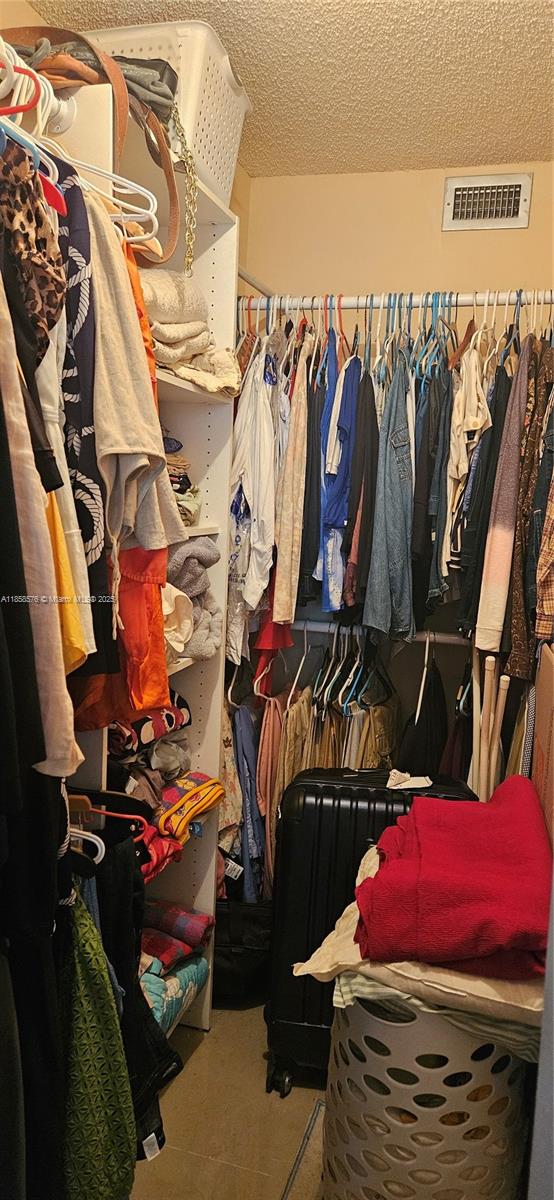 CYPRESS CHASE CONDO NO 8 - Residential