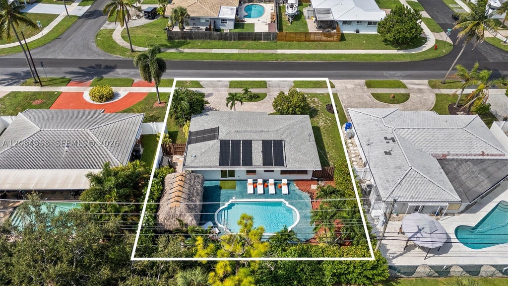 Photo of 110 SE 5th Ct, Pompano Beach, FL 33060 (MLS # A12084558)