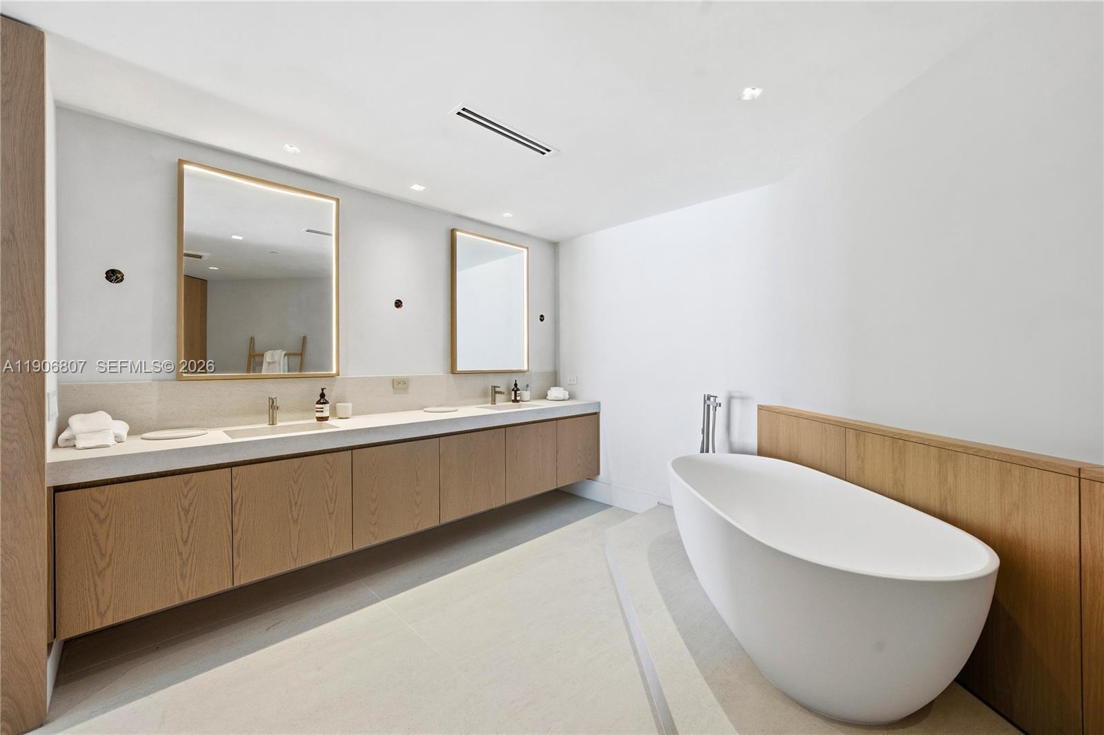 THE RESIDENCES AT THE BATH - Residential