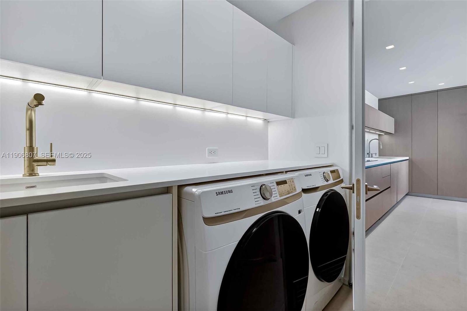 THE RESIDENCES AT THE BATH - Residential