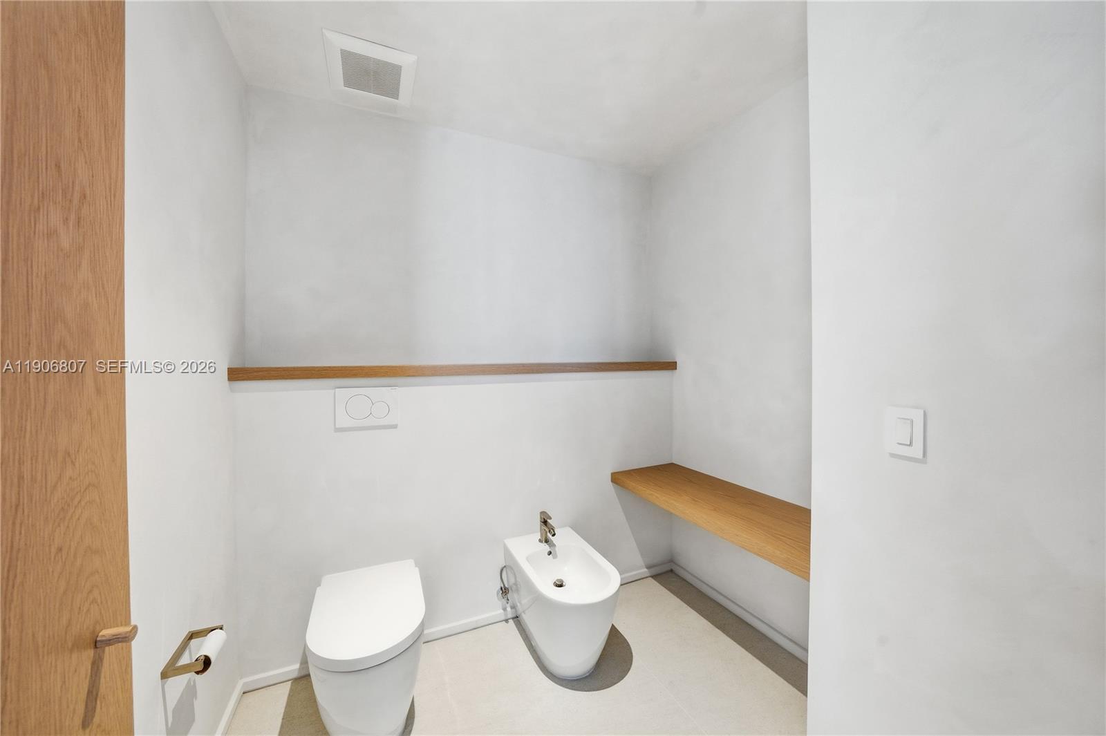 THE RESIDENCES AT THE BATH - Residential