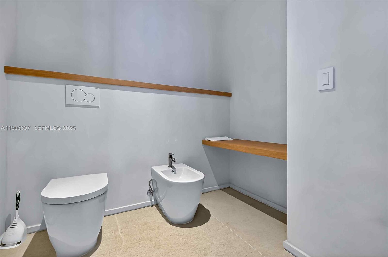 THE RESIDENCES AT THE BATH - Residential