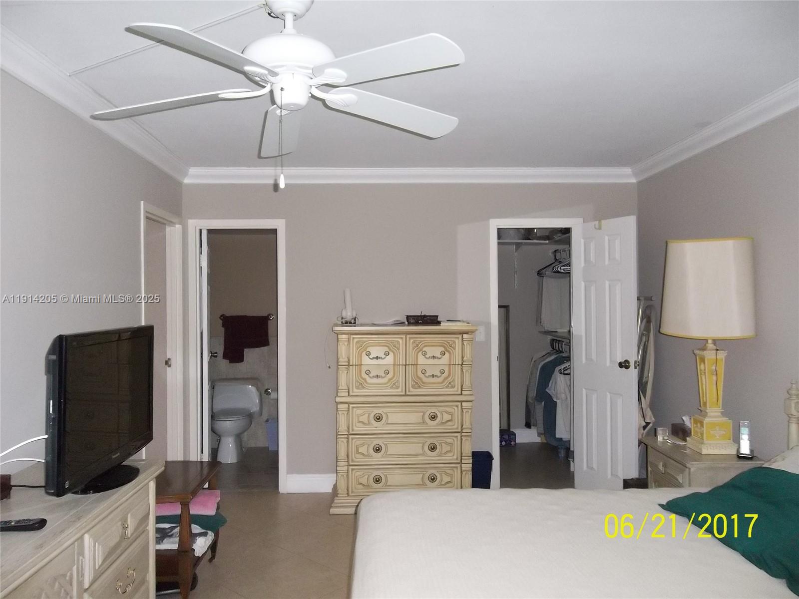 DESOTO PARK CONDO - Residential Lease