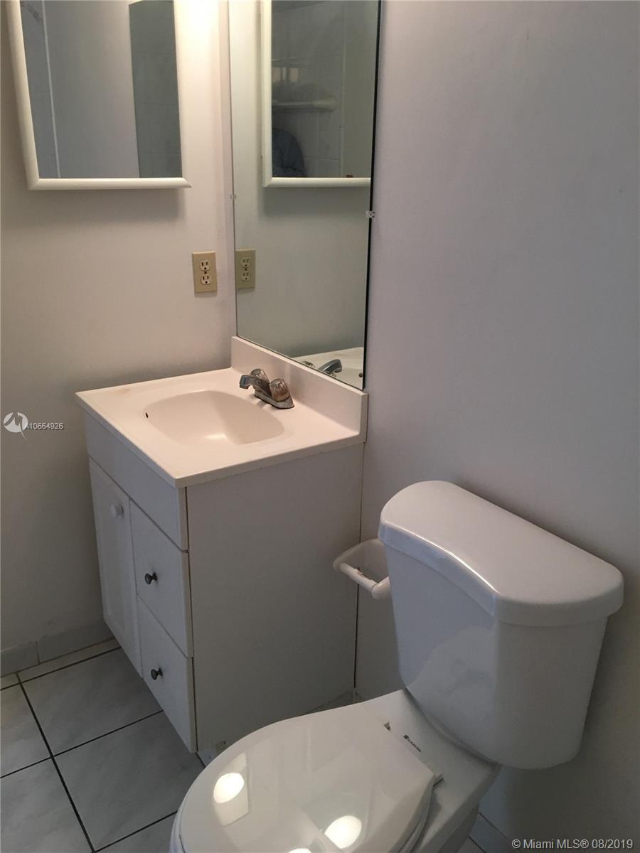 CUTLER CREEK VILLAGE COND - Residential Lease