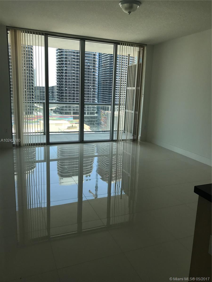 THE AXIS ON BRICKELL II C - Residential Lease
