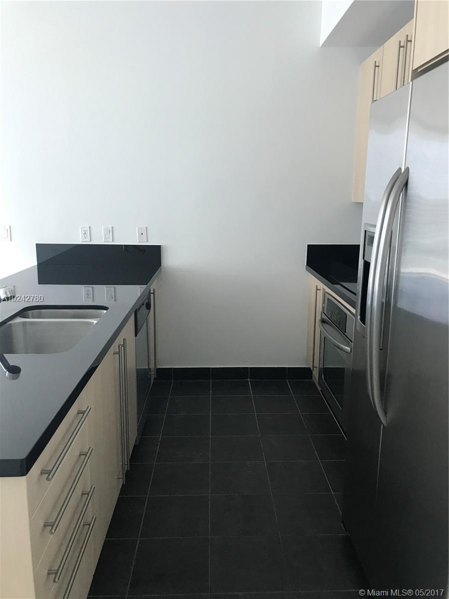 THE AXIS ON BRICKELL II C - Residential Lease