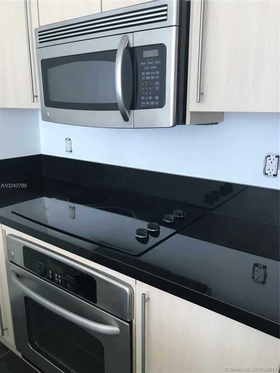 THE AXIS ON BRICKELL II C - Residential Lease