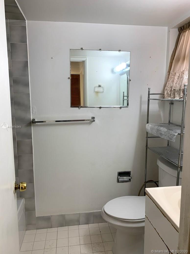 THE GREENS CONDO - Residential