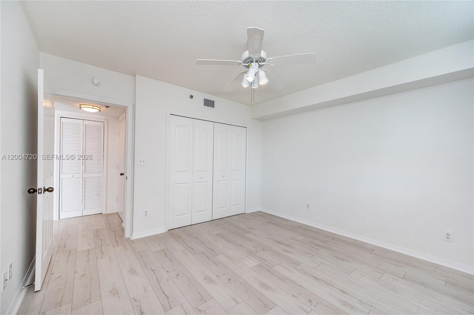 DA VINCI ON DOUGLAS CONDO - Residential