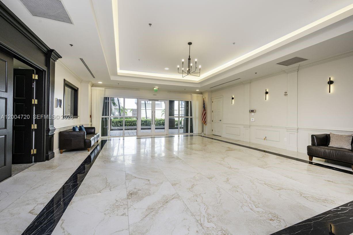 DA VINCI ON DOUGLAS CONDO - Residential