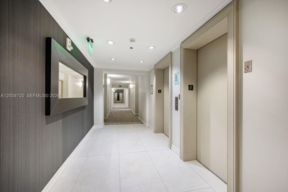 DA VINCI ON DOUGLAS CONDO - Residential