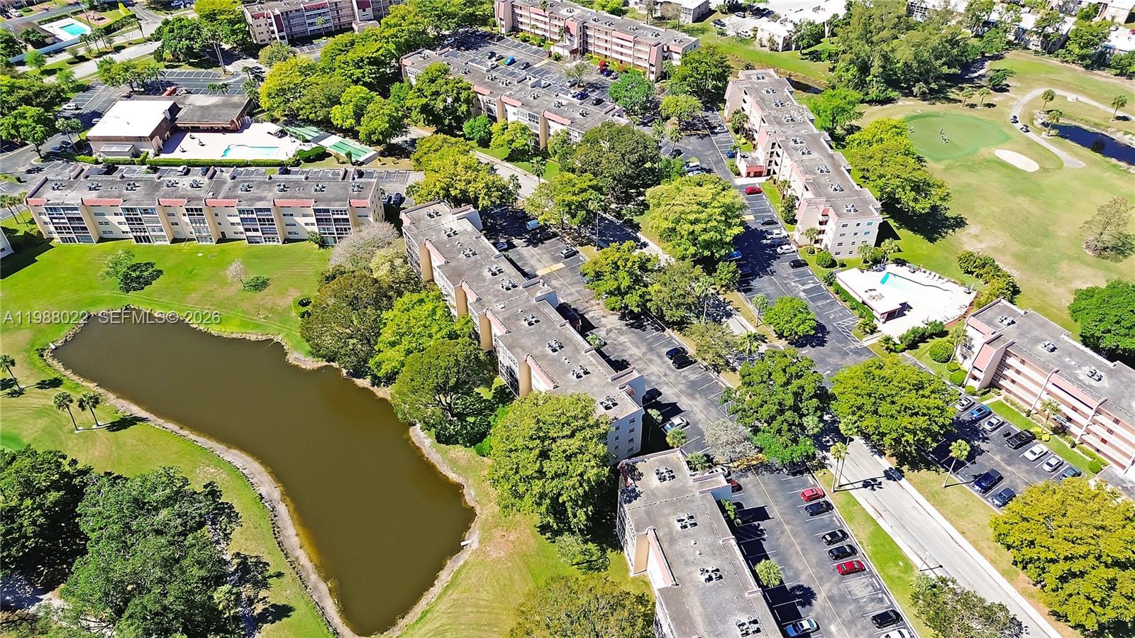 ORIOLE GOLF & TENNIS CLUB - Residential Lease