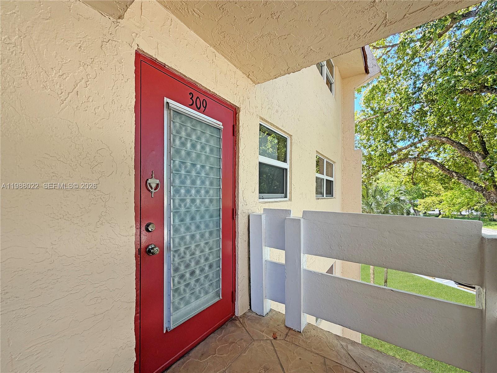 ORIOLE GOLF & TENNIS CLUB - Residential Lease